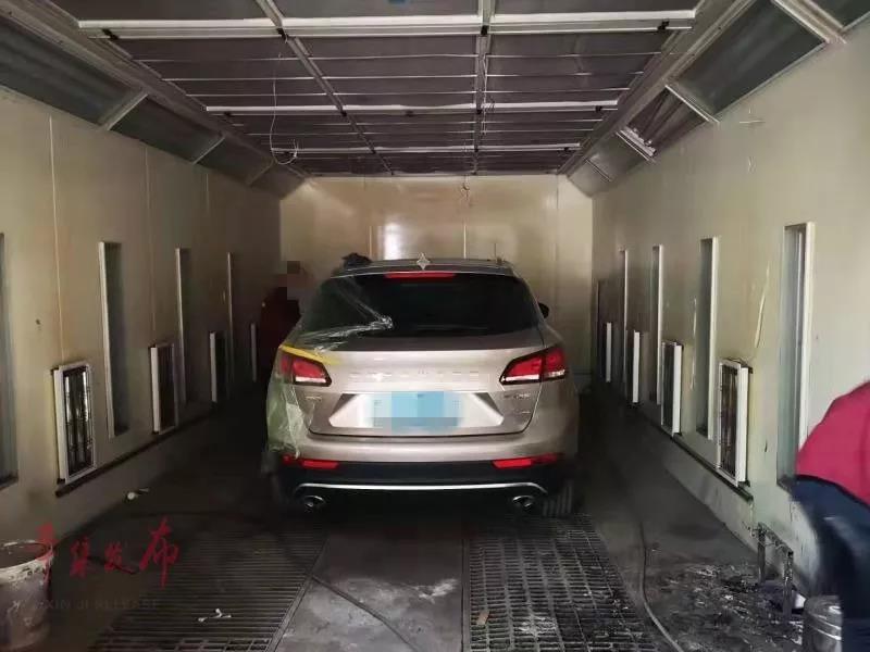 噴漆房廢氣收集處理設(shè)施未開(kāi)啟，拘留并罰款！